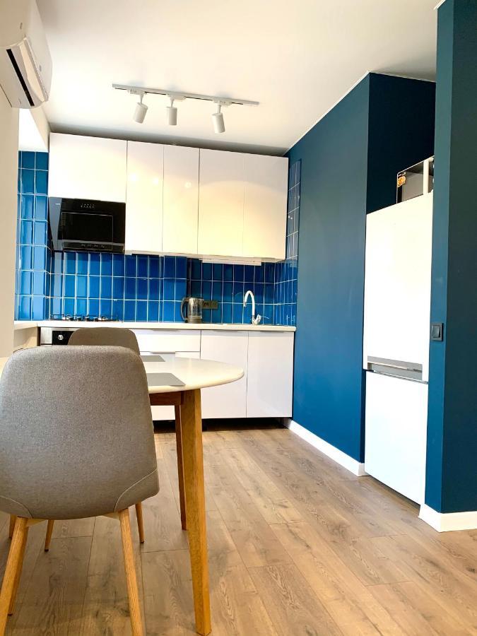 Navy City Center Apartment Двокімнатні Апартаменти В Центрі Міста بولتافا المظهر الخارجي الصورة
