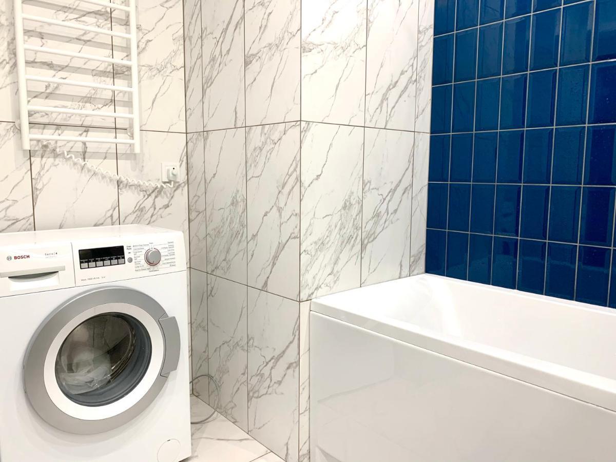 Navy City Center Apartment Двокімнатні Апартаменти В Центрі Міста بولتافا المظهر الخارجي الصورة